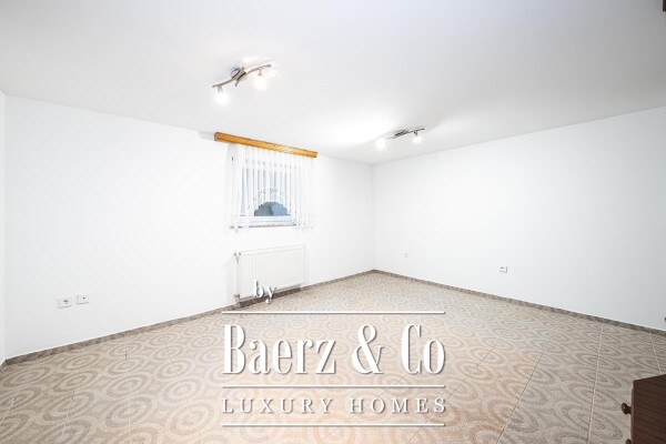 photo 16 Zagreb, Gračani, beautiful three-storey five-bedroom apartment with a garden, NKP 278.66 m2