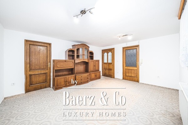 photo 17 Zagreb, Gračani, beautiful three-storey five-bedroom apartment with a garden, NKP 278.66 m2