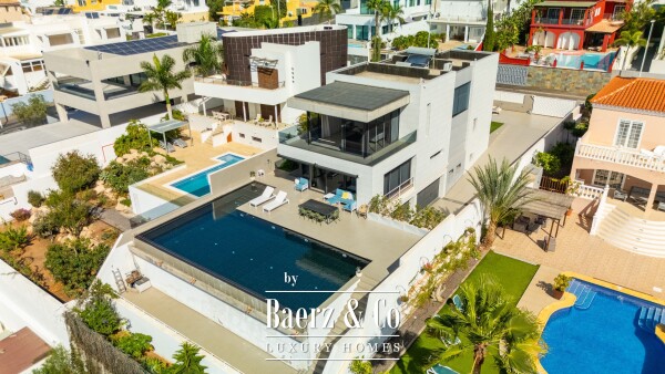 photo 46 Contemporary Villa in El Madroñal Costa Adeje