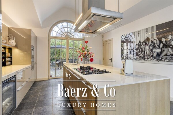 photo 16 Stijlvolle villa met binnen zwembad!