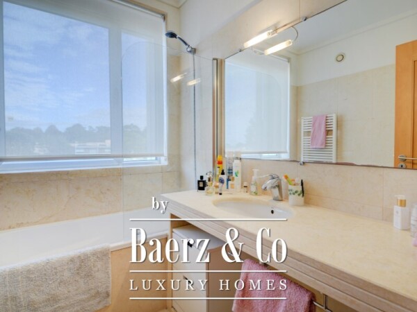 photo 22 3 bedroom flat with 2 suites and 3 parking spaces in Aviz, Porto