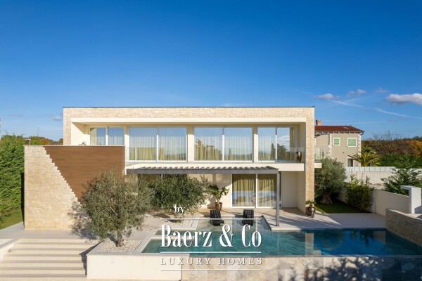 photo 1 Istria, Kanfanar, impressive top quality villa with sea view