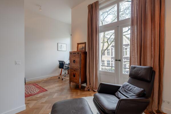 photo 19 Van Breestraat 45