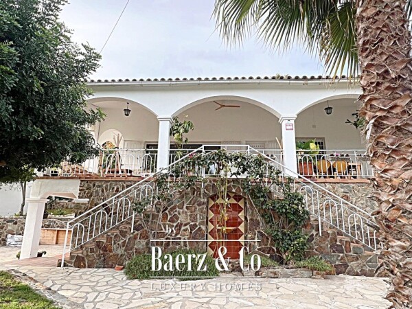 photo 1 Elegant Ibiza-Style Villa with Pool & Palm Trees