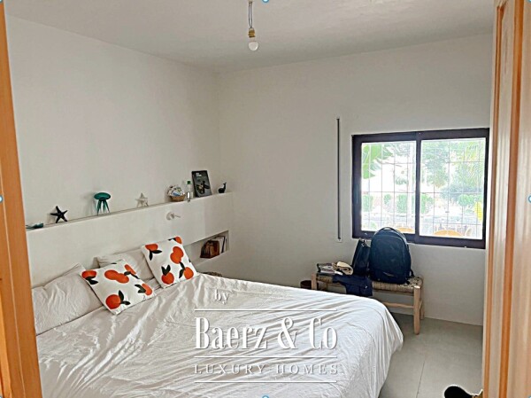 photo 11 Elegant Ibiza-Style Villa with Pool & Palm Trees