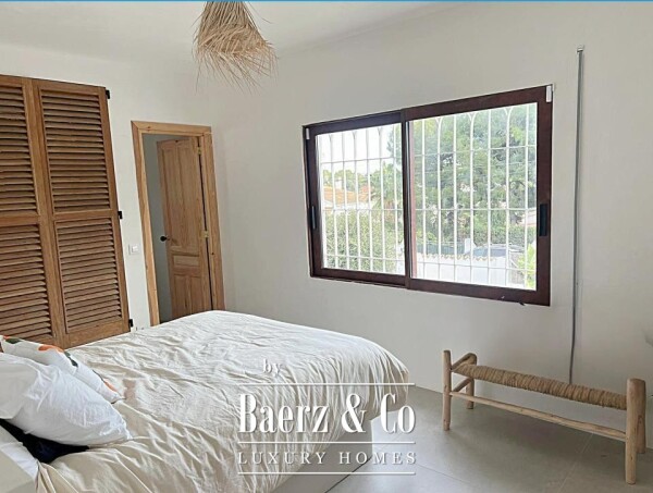 photo 14 Elegant Ibiza-Style Villa with Pool & Palm Trees