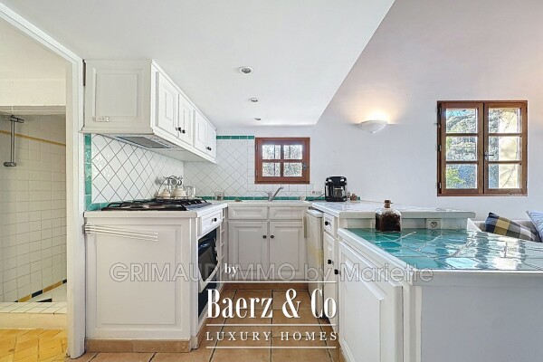 photo 13 Grimaud, France