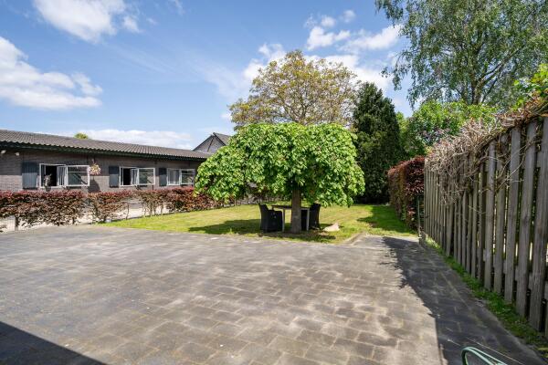 photo 25 Kapelstraat 12 14