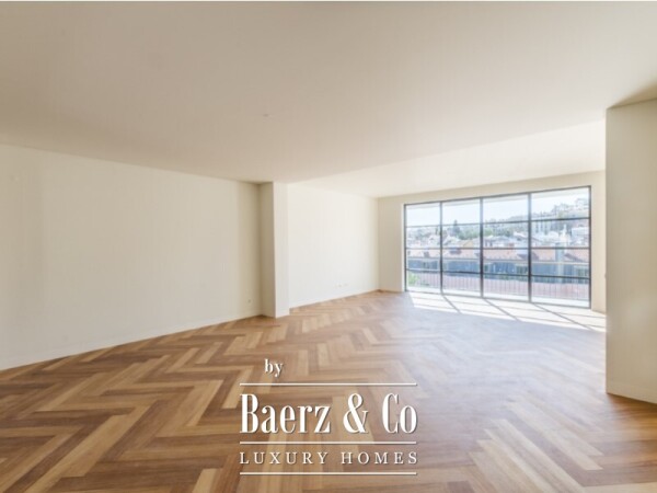 photo 10 Unique penthouse, with pool, view and garage in the heart of Príncipe Real