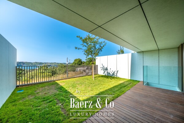 photo 9 4 bedroom villa with garden and parking in Alcântara, Lisbon