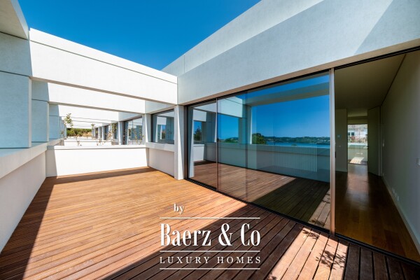 photo 32 4 bedroom villa with garden and parking in Alcântara, Lisbon