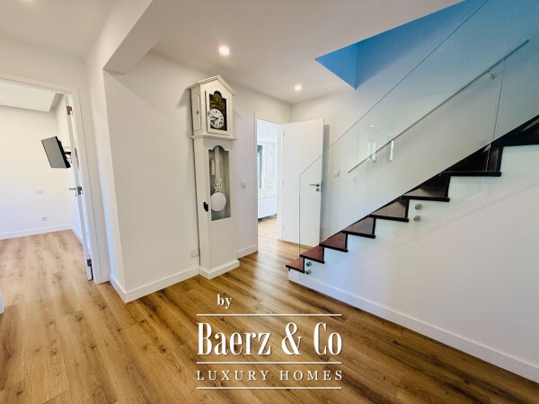 photo 30 4 bedroom house with heated swiming pool garden and garage in Sintra