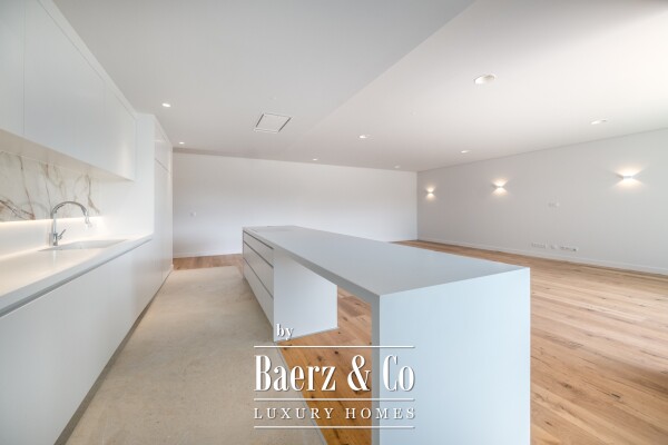 photo 18 4 bedroom flat with private garden, in Carcavelos