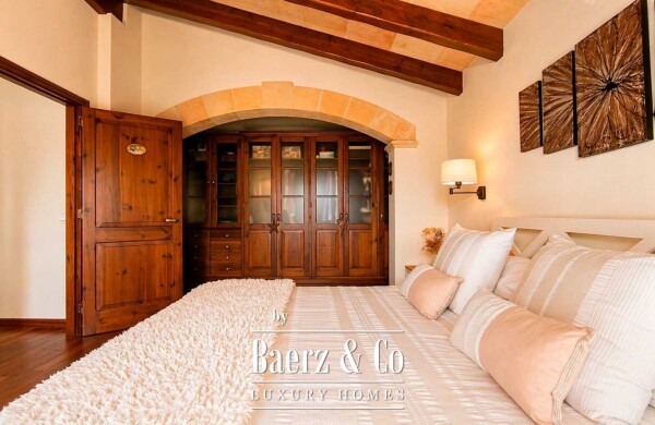 photo 9 EXCLUSIVE VILLA WITH MENORCAN ARCHITECTURE AND EXCEPTIONAL MATERIALS JUST A FEW STEPS FROM THE SEA IN SA CALETA, CIUTADELLA DE MENORCA