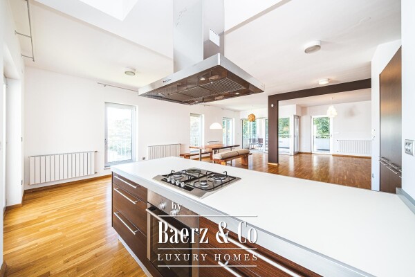 photo 10 Zagreb, Jelenovac, spacious three bedroom apartment with balcony with 2 garage, 202 m²