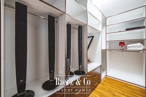 photo 21 Zagreb, Jelenovac, spacious three bedroom apartment with balcony with 2 garage, 202 m²