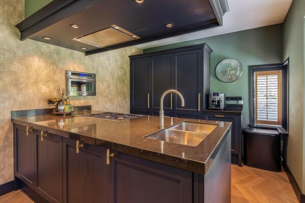 photo 21 Parallelweg-Zuid 15