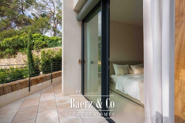 photo 27 Apartment in Cala Major with sea views and a pool