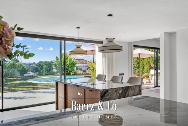 photo 19 Villa - Nueva Andalucia - Marbella - Ref: 8684