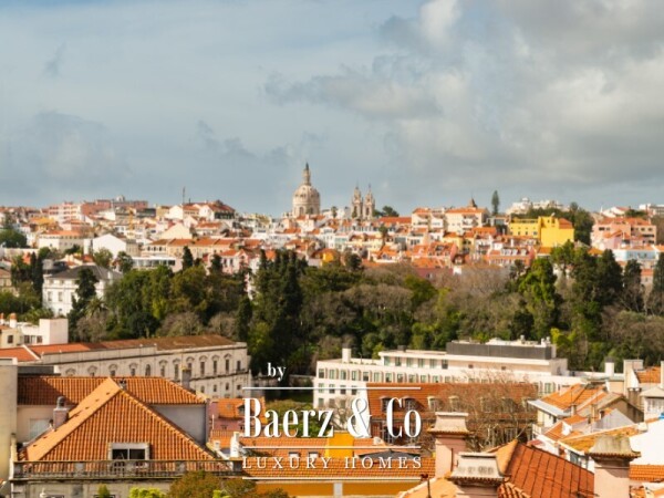 photo 4 Discover this exceptional two-bedroom apartment in Príncipe Real, offering truly breathtaking views.