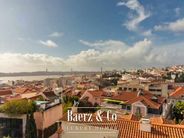 photo 8 Discover this exceptional two-bedroom apartment in Príncipe Real, offering truly breathtaking views.