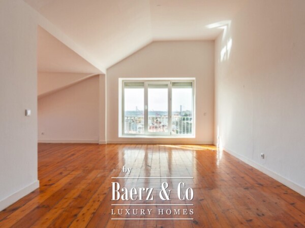 photo 13 Discover this exceptional two-bedroom apartment in Príncipe Real, offering truly breathtaking views.