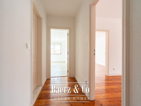 photo 25 Discover this exceptional two-bedroom apartment in Príncipe Real, offering truly breathtaking views.