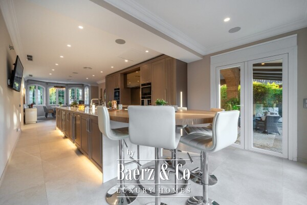 photo 8 Villa - Nueva Andalucia - Marbella - Ref: 8689