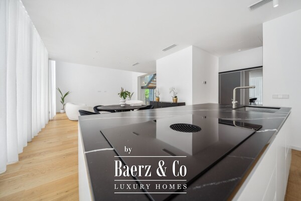 photo 5 Villa - Marbella East - Ref: 8693