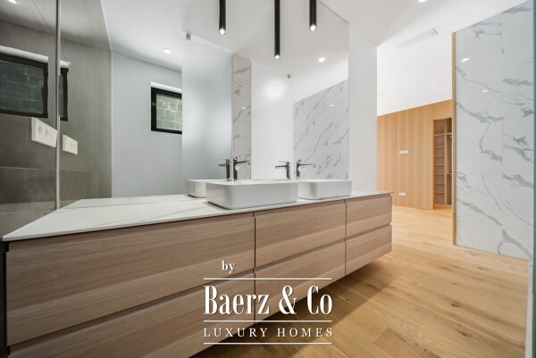 photo 15 Villa - Marbella East - Ref: 8693