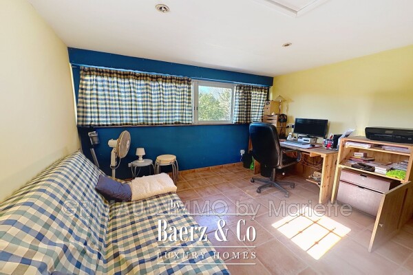 photo 10 La Garde-Freinet, France