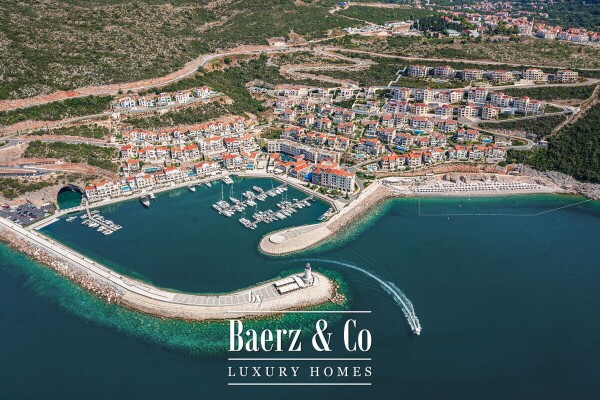 photo 2 Luxury Apartment with a Sea View in Montenegro