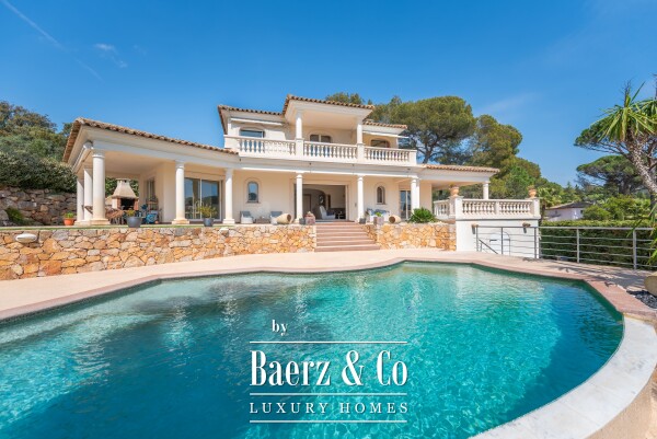 photo 15 For Sale : 6-bedroom villa with infinity pool - Secure private estate - Saint-Raphaël, near golf courses, sea view