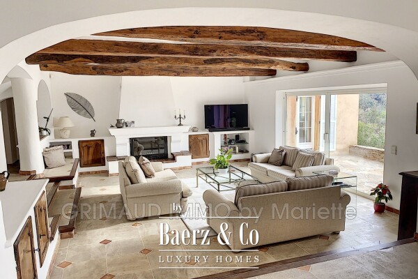 photo 4 Beautiful villa with view of Grimaud castle