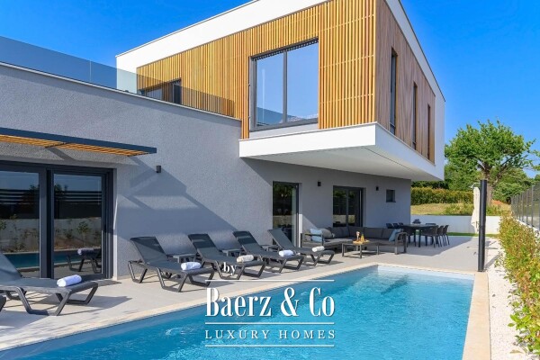 photo 15 Istria, Svetvinčenat, luxury villa with pool