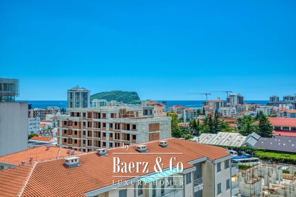 photo 3 Duplex Penthouse with a Sea View close to the Budva Center