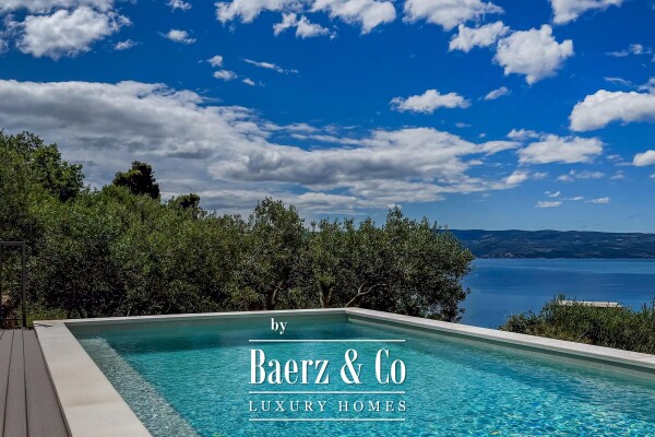 photo 35 Omiš, Krilo Jesenice, luxury villa with swimming pool and summer kitchen, sea view