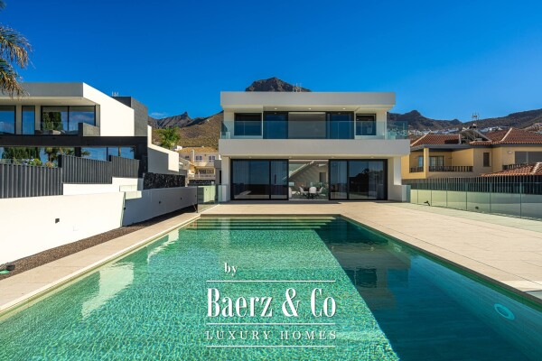 photo 1 Beautiful move in ready villa in residential area Tenerife south