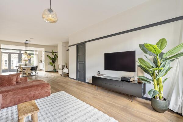 photo 7 Merwedeplein 57 H