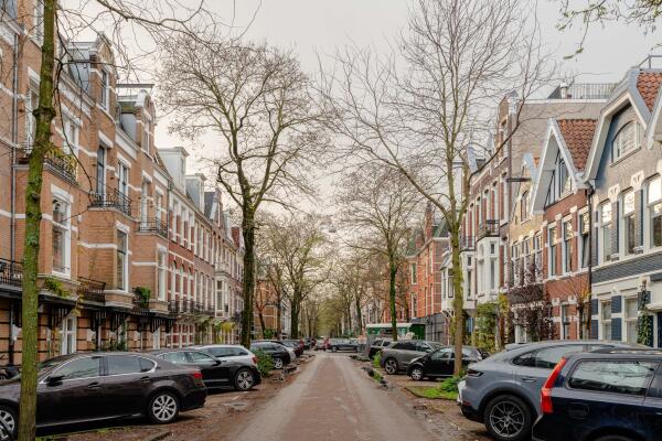 photo 50 Van Breestraat 45