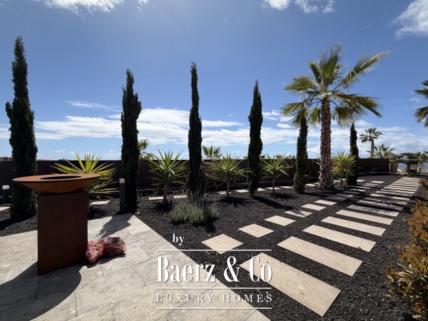 photo 45 Exclusive villa for sale in Abama