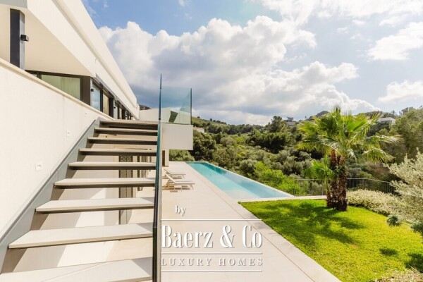 photo 6 Amazing 6-bedroom contemporary luxury Villa with 2 Pools