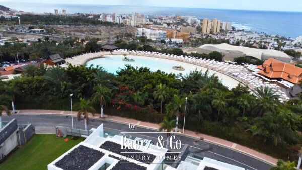 photo 20 New built villa with ocean views