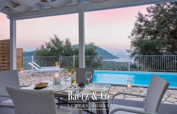 photo 22 2154969 - Complex of 4 Tourist Residences with Pool and Panoramic Views over Vasiliki Bay, Lefkada, 200 sq.m., €1.200.000