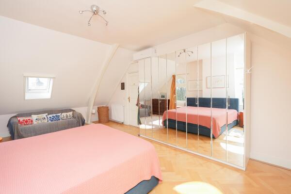 photo 22 Hezelstraat 17