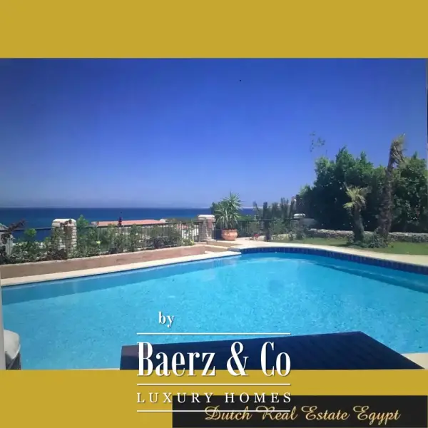 photo 11 Seaview Villa in private compound