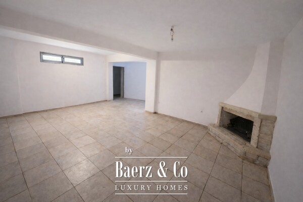 photo 16 Elegant Coastal Residence in Historic Nafpaktos