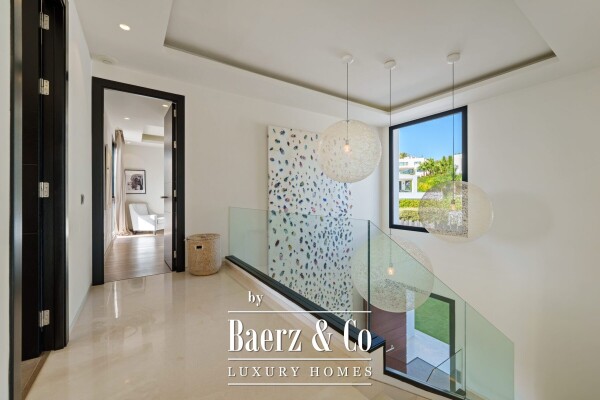 photo 33 Villa - Nueva Andalucia - Marbella - Ref: 8701