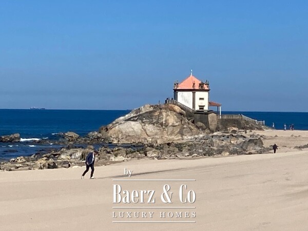 photo 14 Charming secular house in Miramar beach ,Porto