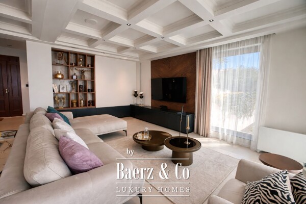 photo 4 Modern Luxury Villa with a Pool Bar and Lounge Bar